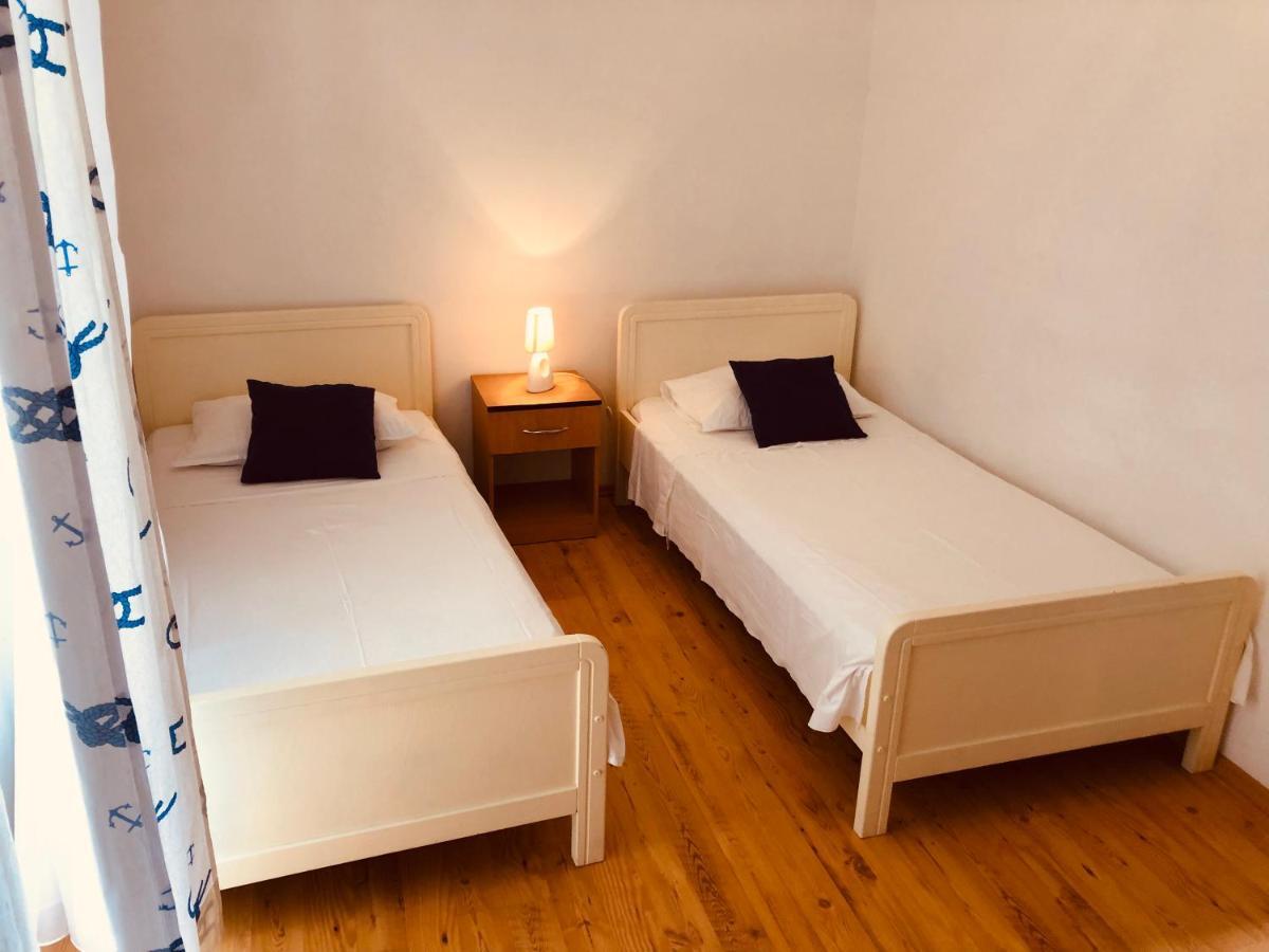 Apartment Chupa Корчула Екстер'єр фото